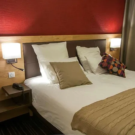 Le Brit Zenith 4* Straßburg