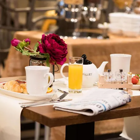 Hotel Brit Le 4*