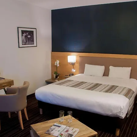 Le Brit Zenith Hotel 4*