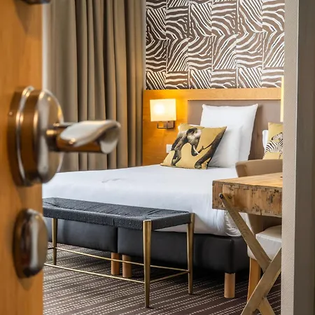 Brit Le 4* Strasbourg