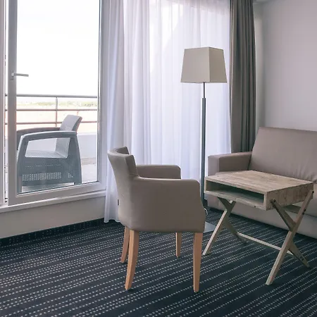 Le Brit Zenith Hotel