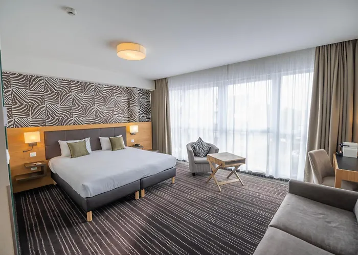 Brit Le Hotel 4*